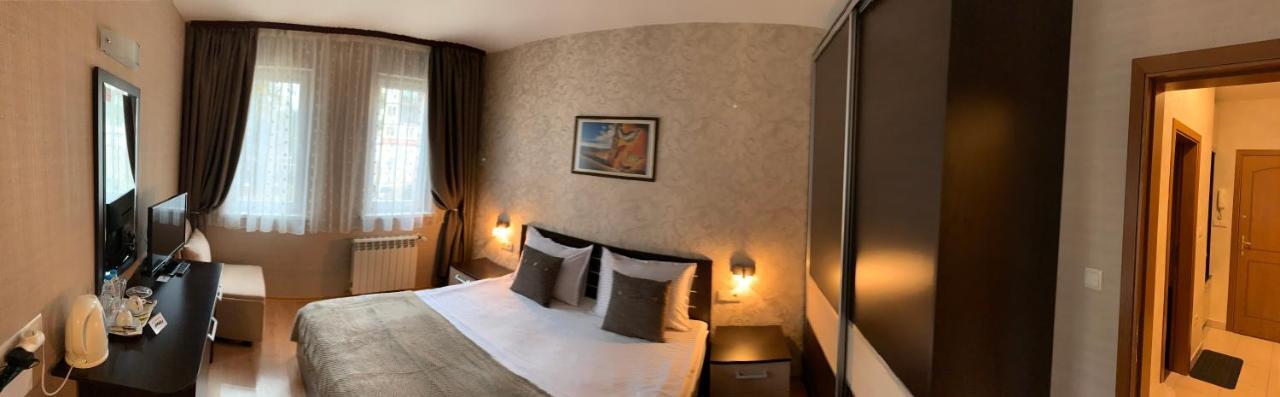 Gm Royal Plaza Aparthotel Borovets Buitenkant foto