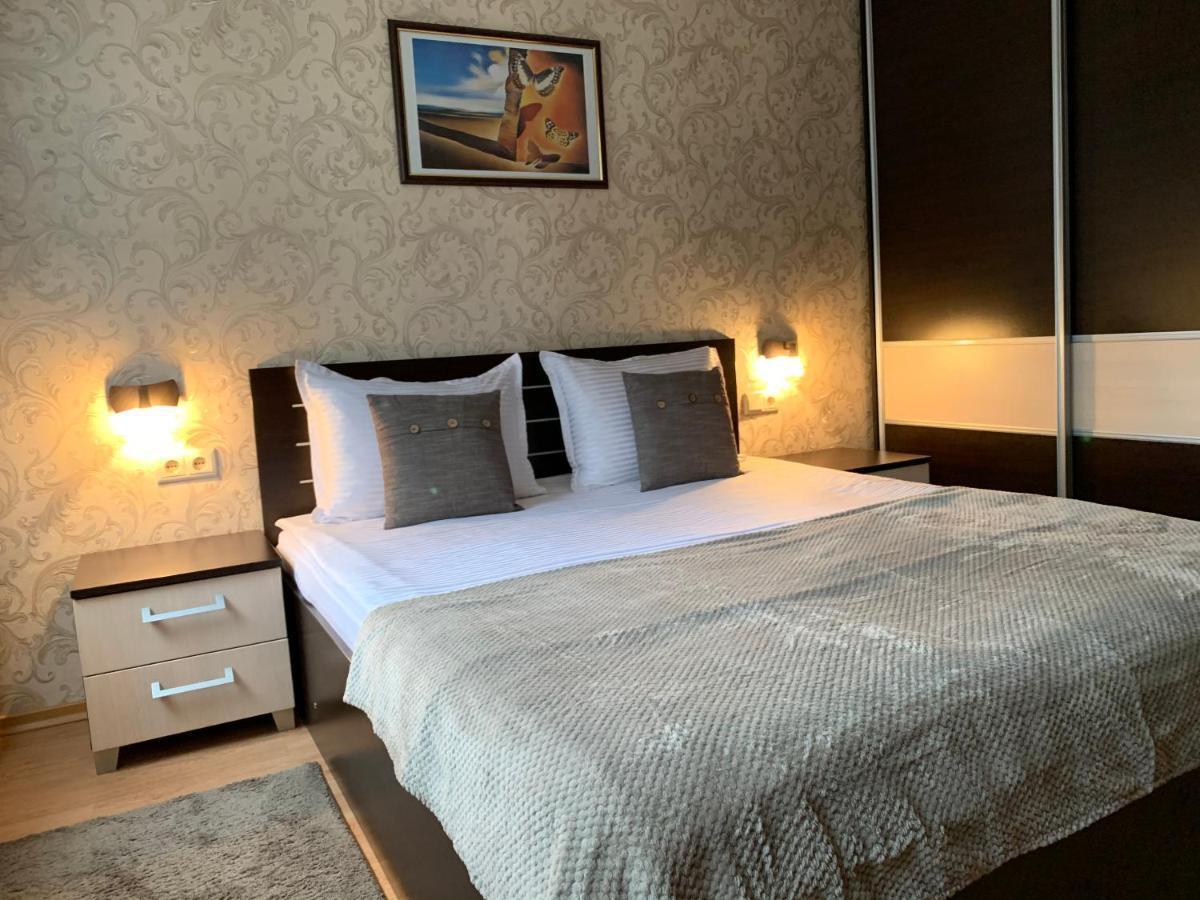 Gm Royal Plaza Aparthotel Borovets Buitenkant foto